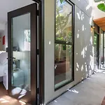 2Br Hollywood Luxury Condo Elc